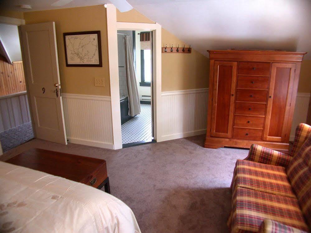 Pocono Pines Mountaintop Lodge At Lake Naomi المظهر الخارجي الصورة